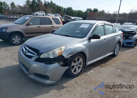 2011 Subaru Legacy 2.5I из США, поврежденный, VIN 4S3BMBA62B3233746